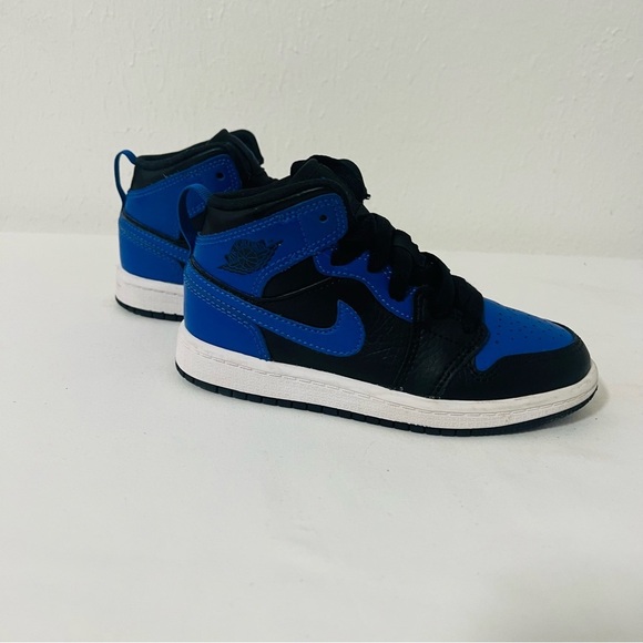 Air Jordan 1 Mid (PS) Size 11C Black/Hyper Royal-White Sneakers [640734077] EUC - Picture 3 of 9